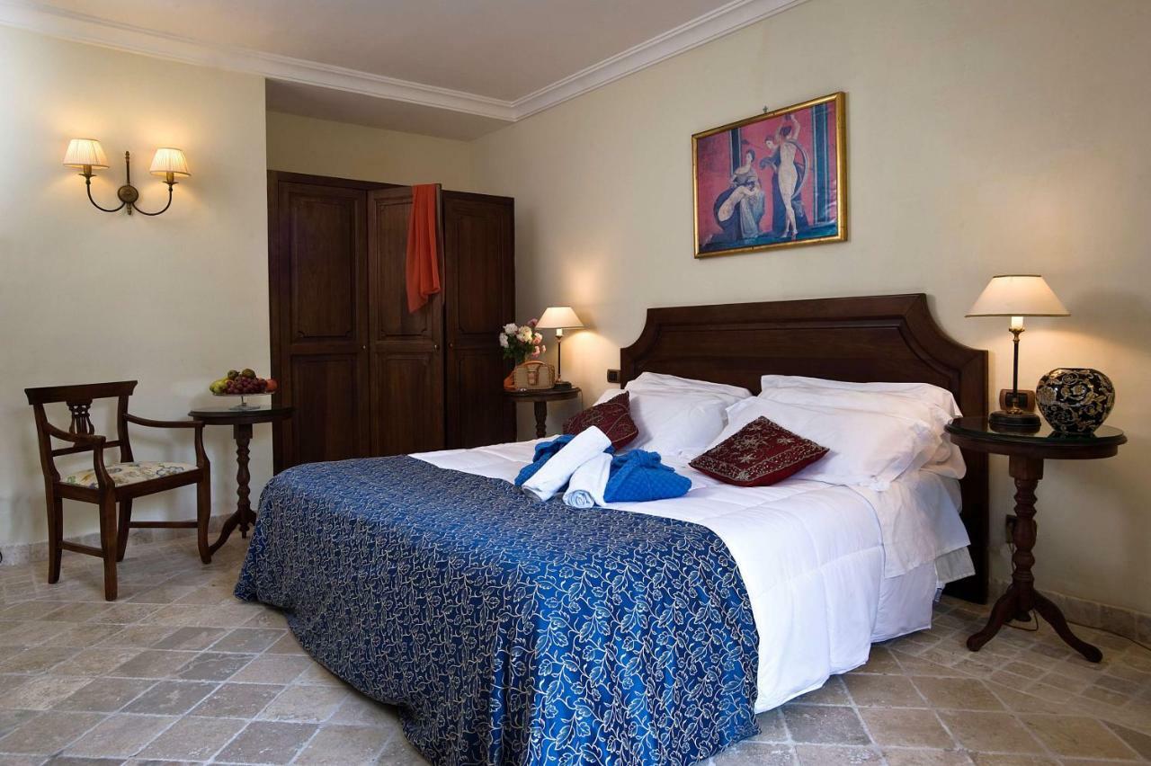 Logge Del Perugino; Sure Hotel Collection By Best Western Città della Pieve Kamer foto