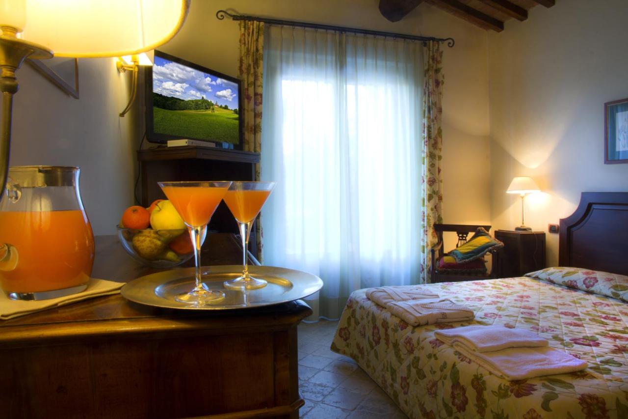 Logge Del Perugino; Sure Hotel Collection By Best Western Città della Pieve Kamer foto