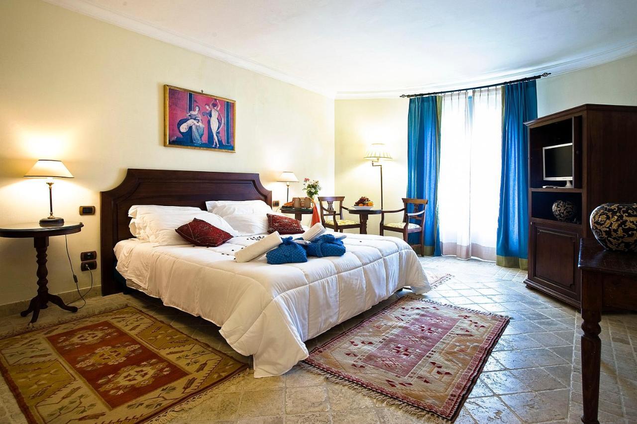 Logge Del Perugino; Sure Hotel Collection By Best Western Città della Pieve Kamer foto